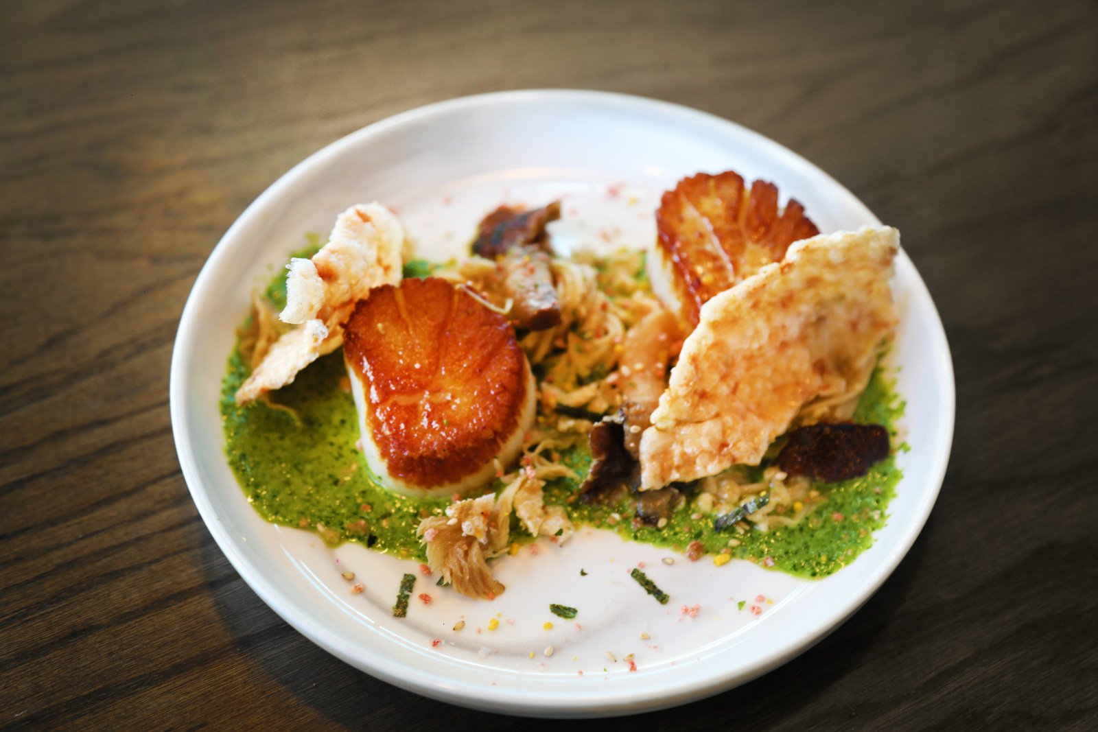 scallops on a dish
